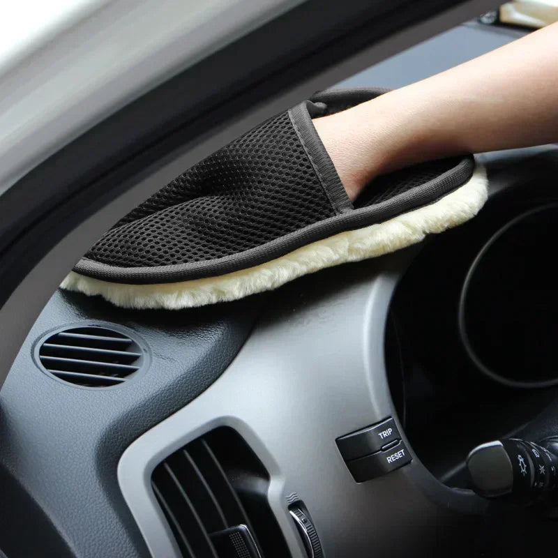Experience the Ultimate Car Cleaning with Our Luxurious Wool Soft Auto Washing Gloves – Perfect for Car and Motorcycle Care!